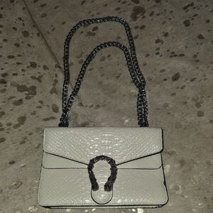 Cream and Black Structured Shoulder Bag with Chain Strap